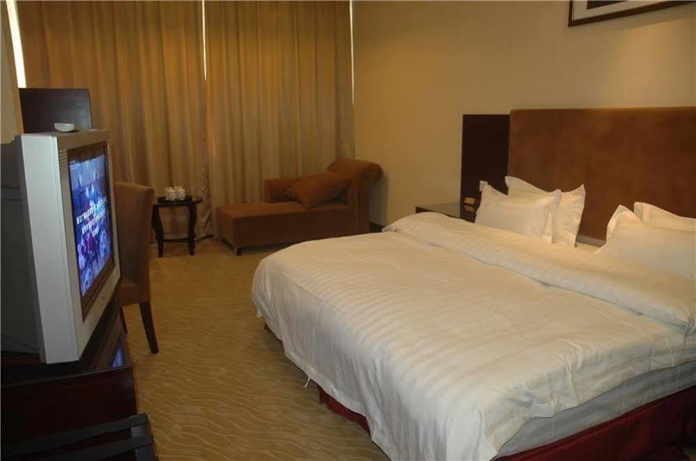 Guangzhou Xiangdu Hotel Exterior photo